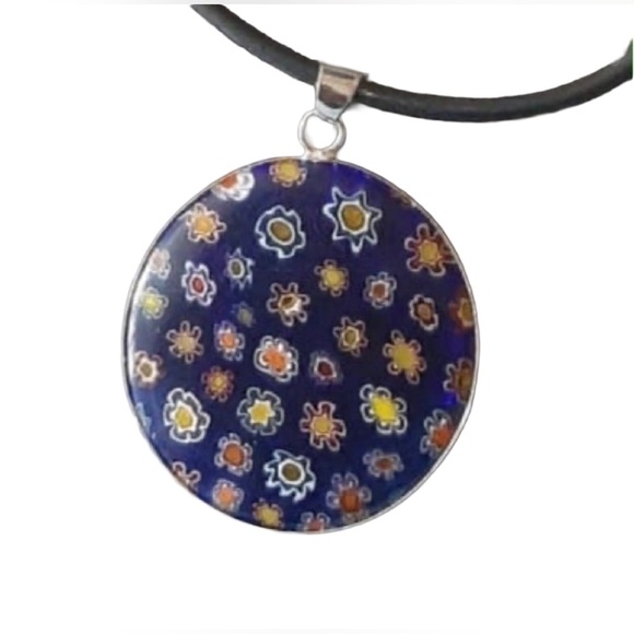 Elegant Blue Floral Pendant Necklace 🎉 $5 Finds – Clearance Section 🎉 - Picture 2 of 3